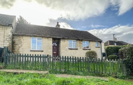 Bungalow for Modernisation in Malmesbury photo